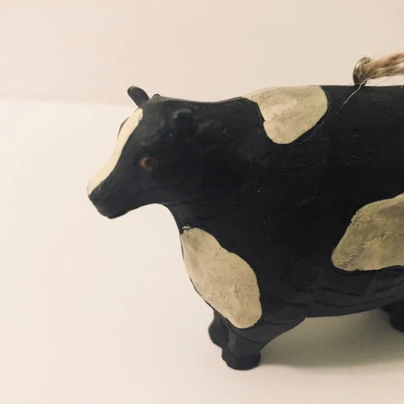 Vintage Cow Ornament Resin Figure 3.5 Inch Long Christmas Decor - Picture 9 of 10